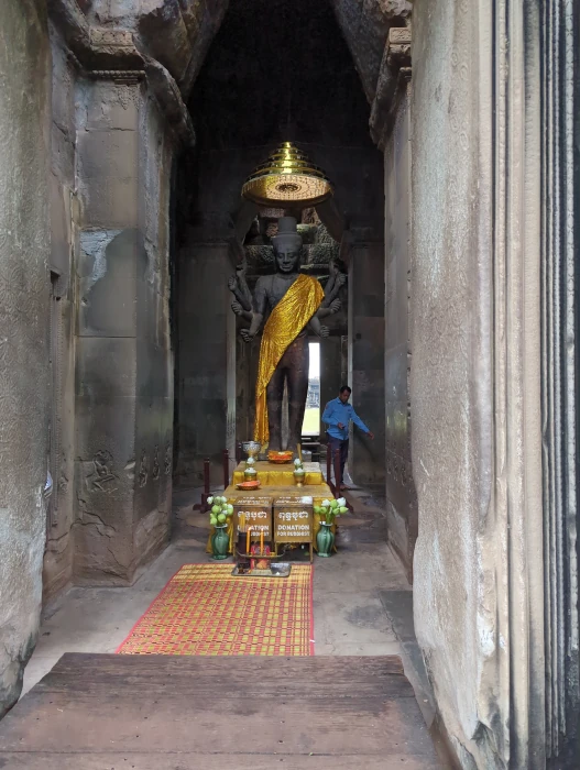 Interior corridors Angkor Wat